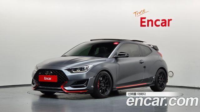 Hyundai Veloster 2019 — photo 1