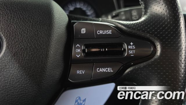 Hyundai Veloster 2019 — photo 22
