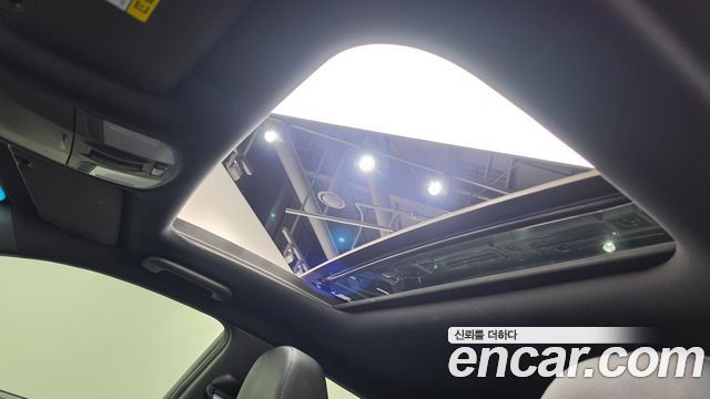 Hyundai Veloster 2019 — photo 23