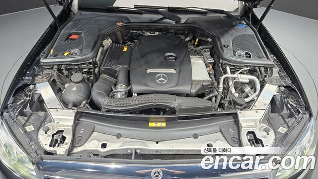 Mercedes-Benz E-Class 2018 — photo 6