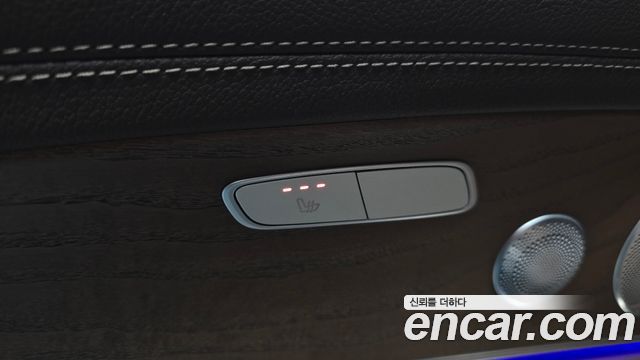 Mercedes-Benz E-Class 2018 — photo 29