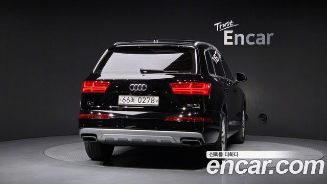 Audi Q7 2016 — photo 4