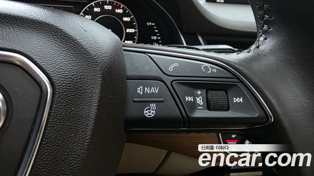 Audi Q7 2016 — photo 16