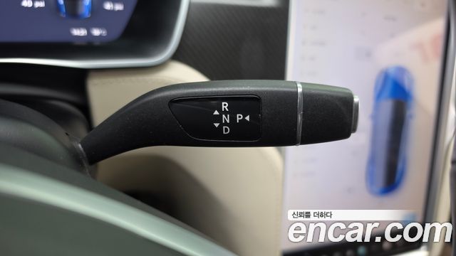 Tesla Model S 2017 — photo 12