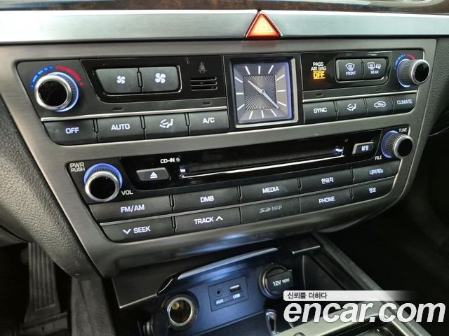 Hyundai Genesis 2016 — photo 10