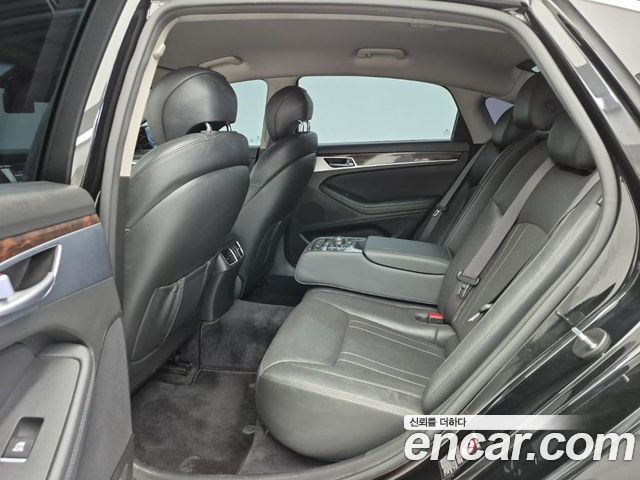 Hyundai Genesis 2016 — photo 12