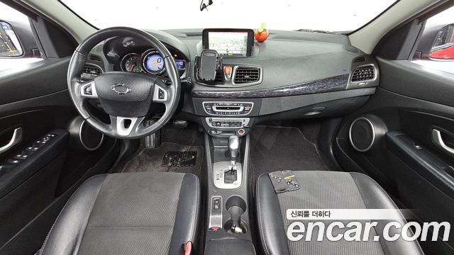 Renault Korea SM3 2015 — photo 10