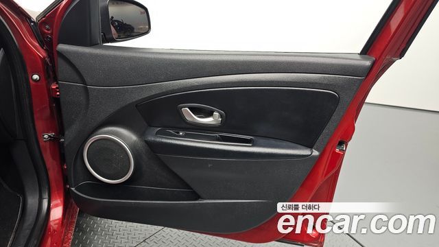 Renault Korea SM3 2015 — photo 14