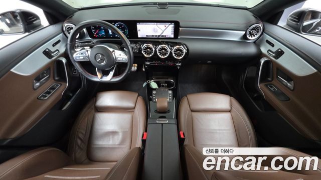 Mercedes-Benz CLA-Class 2022 — photo 10