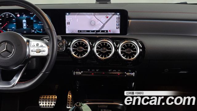 Mercedes-Benz CLA-Class 2022 — photo 20