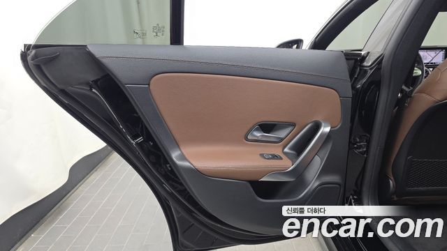 Mercedes-Benz CLA-Class 2022 — photo 15