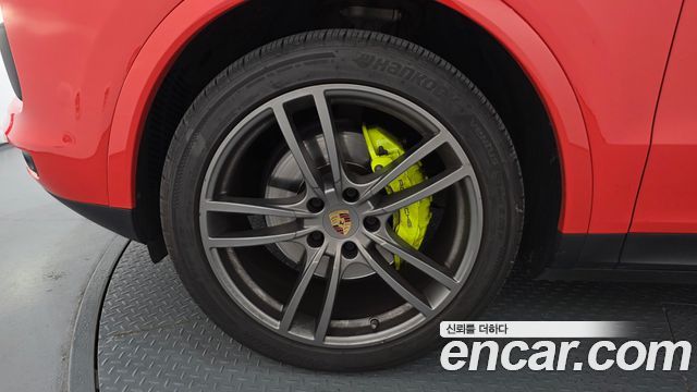 Porsche Cayenne 2020 — photo 5