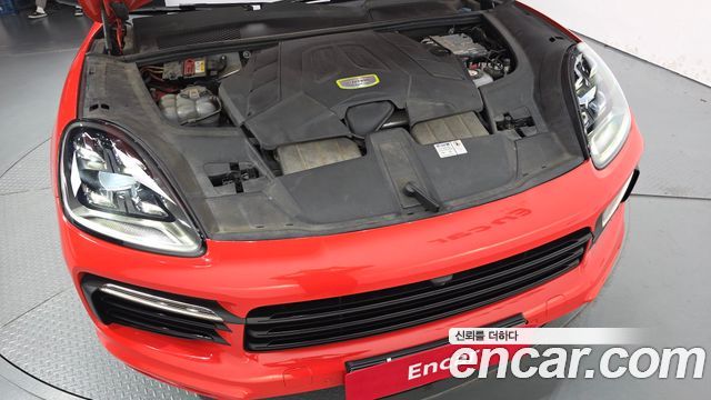Porsche Cayenne 2020 — photo 6