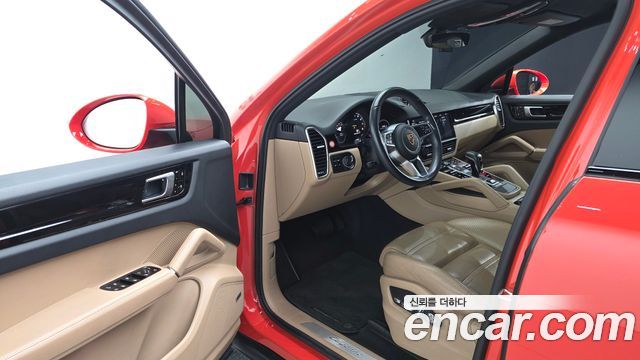 Porsche Cayenne 2020 — photo 10