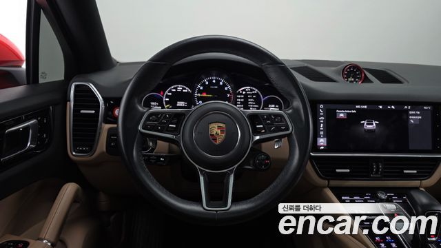 Porsche Cayenne 2020 — photo 14