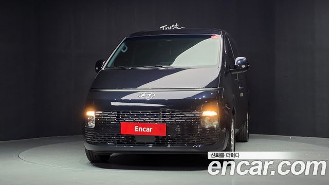 Hyundai Staria 2024 — photo 3