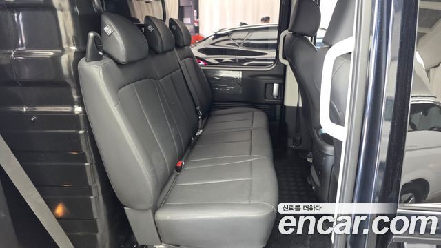 Hyundai Staria 2024 — photo 18