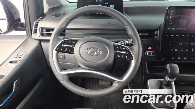Hyundai Staria 2024 — photo 19