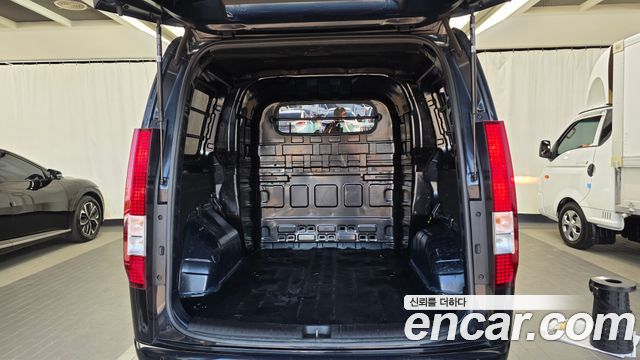 Hyundai Staria 2024 — photo 26