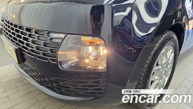 Hyundai Staria 2024 — photo 8