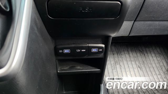 Hyundai Staria 2024 — photo 27