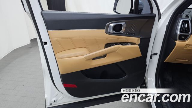 Kia Sorento 2022 — photo 14