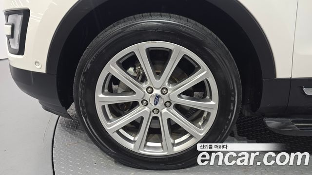 Ford Explorer 2017 — photo 5