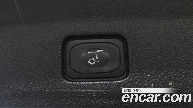 Ford Explorer 2017 — photo 29