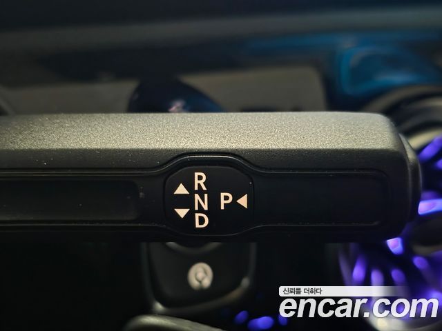 Mercedes-Benz A-Class 2022 — photo 10