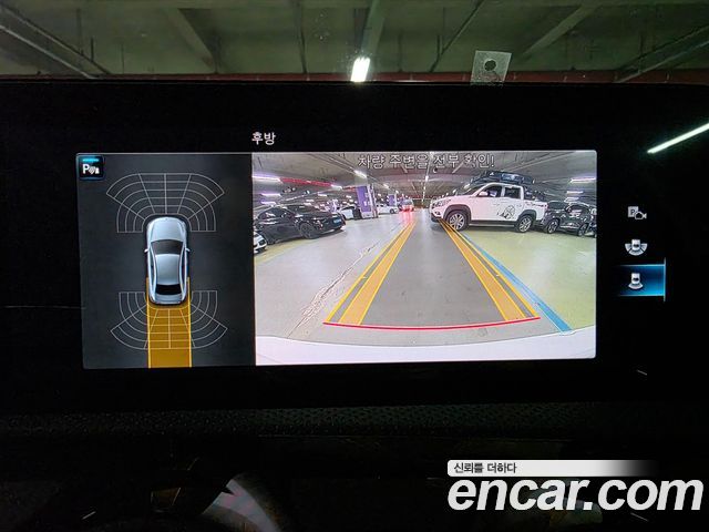 Mercedes-Benz A-Class 2022 — photo 14
