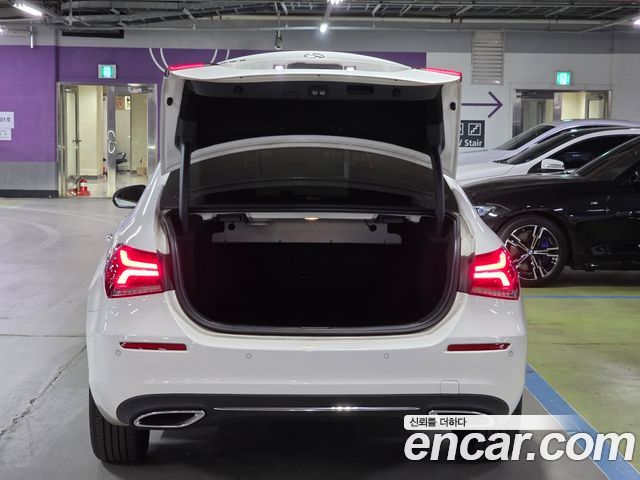 Mercedes-Benz A-Class 2022 — photo 20