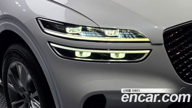 Genesis GV70 2022 — photo 8