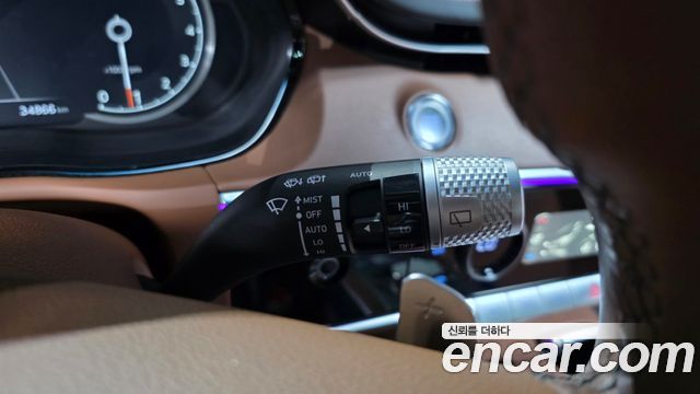 Genesis GV70 2022 — photo 37