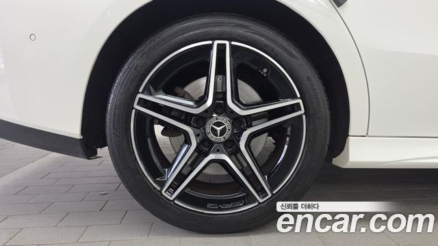 Mercedes-Benz CLA-Class 2021 — photo 5