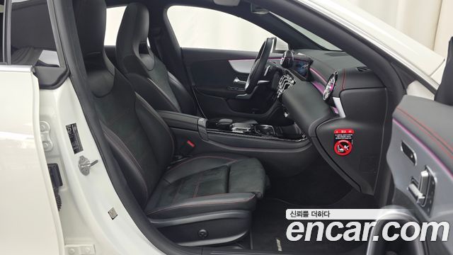 Mercedes-Benz CLA-Class 2021 — photo 17