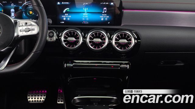 Mercedes-Benz CLA-Class 2021 — photo 20