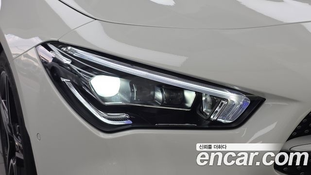 Mercedes-Benz CLA-Class 2021 — photo 8