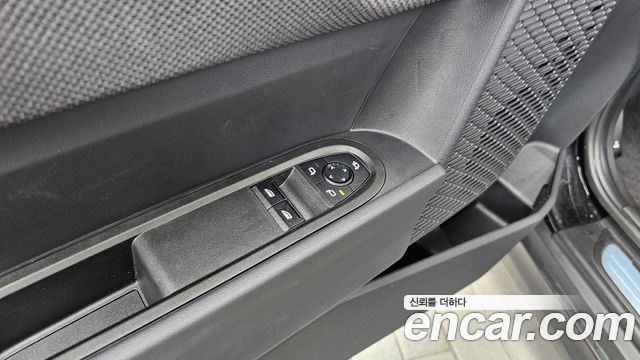 Mini Cooper 2025 — photo 27