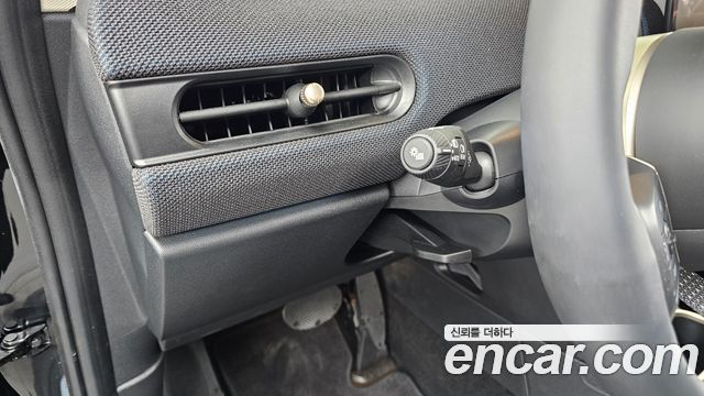 Mini Cooper 2025 — photo 29