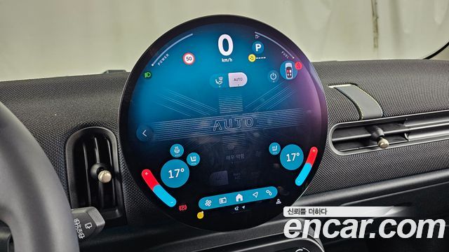 Mini Cooper 2025 — photo 31