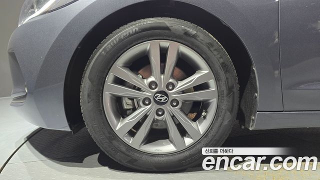 Hyundai AVANTE 2016 — photo 5