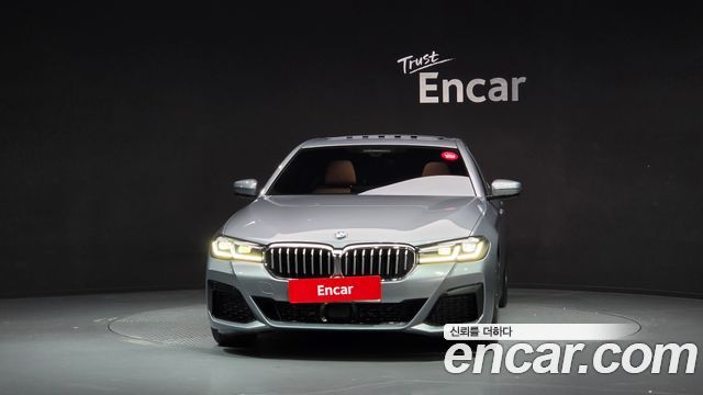 BMW 5-Series 2023 — photo 3