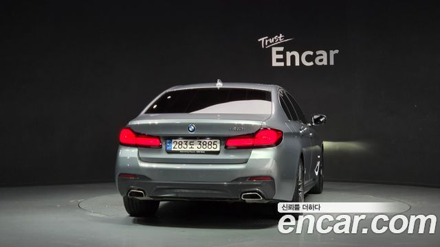 BMW 5-Series 2023 — photo 4