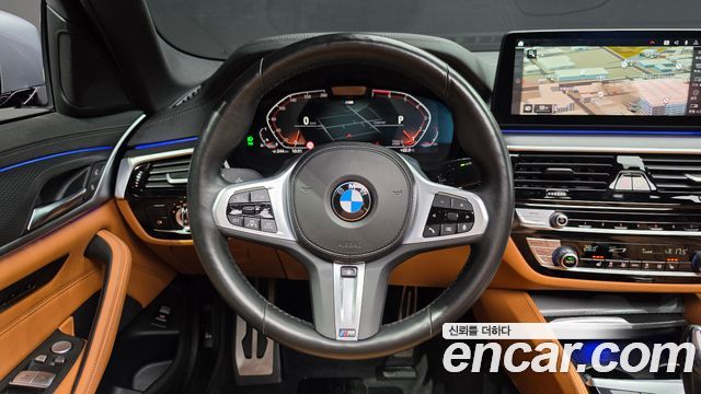 BMW 5-Series 2023 — photo 19