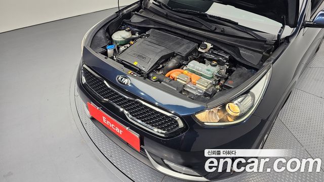 Kia Niro 2018 — photo 6