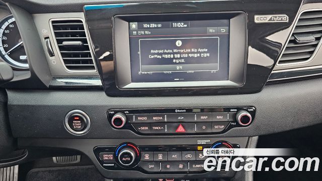 Kia Niro 2018 — photo 20