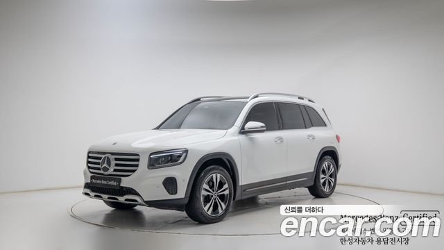 Mercedes-Benz GLB-Class 2025 — photo 1