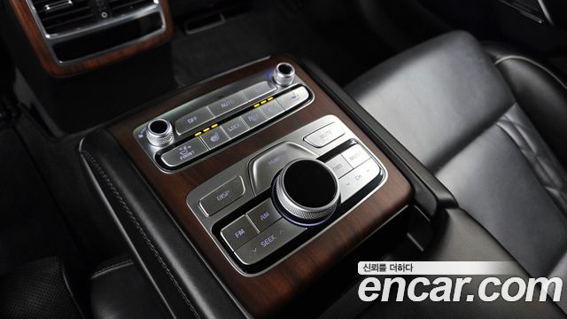 Kia K9 2019 — photo 24