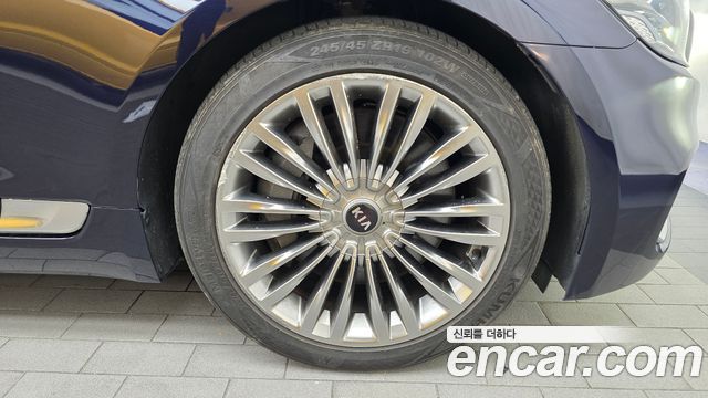 Kia K9 2019 — photo 7