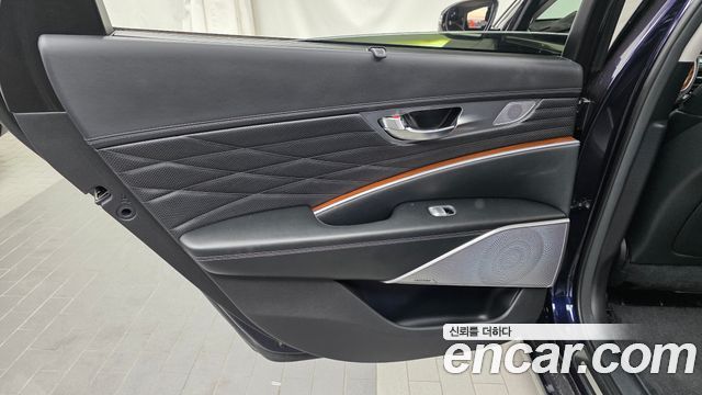Kia K9 2019 — photo 15